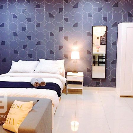 Netflix Wifi Trefoil Homestay Setia Alam Sacc Homestay Fe Shah Alam Zewnętrze zdjęcie