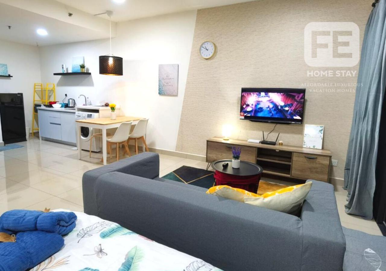 Netflix Wifi Trefoil Homestay Setia Alam Sacc Homestay Fe Shah Alam Zewnętrze zdjęcie