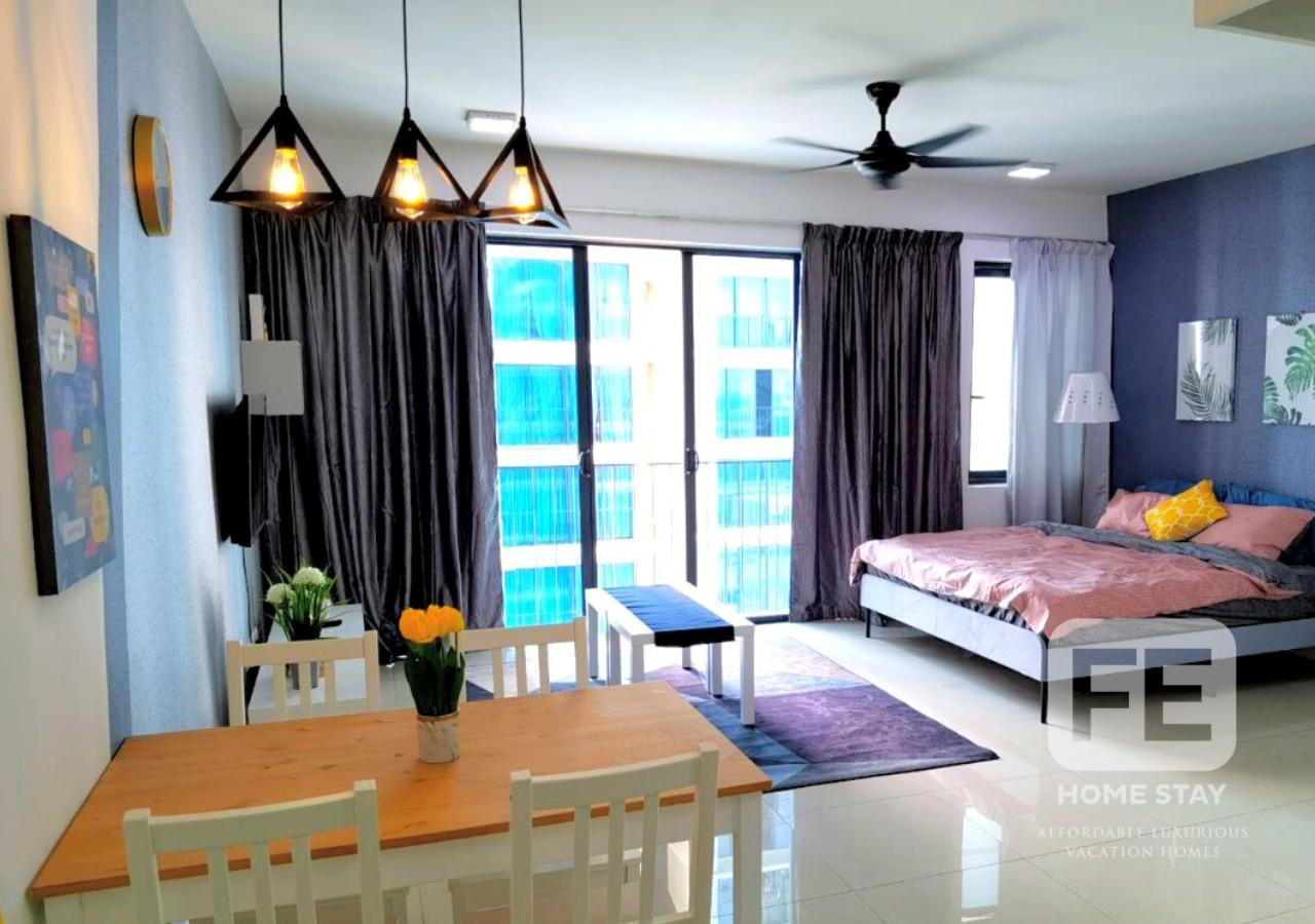 Netflix Wifi Trefoil Homestay Setia Alam Sacc Homestay Fe Shah Alam Zewnętrze zdjęcie